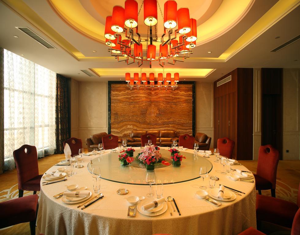 Wyndham Grand Plaza Royale Changsheng Jiangyin Exteriör bild