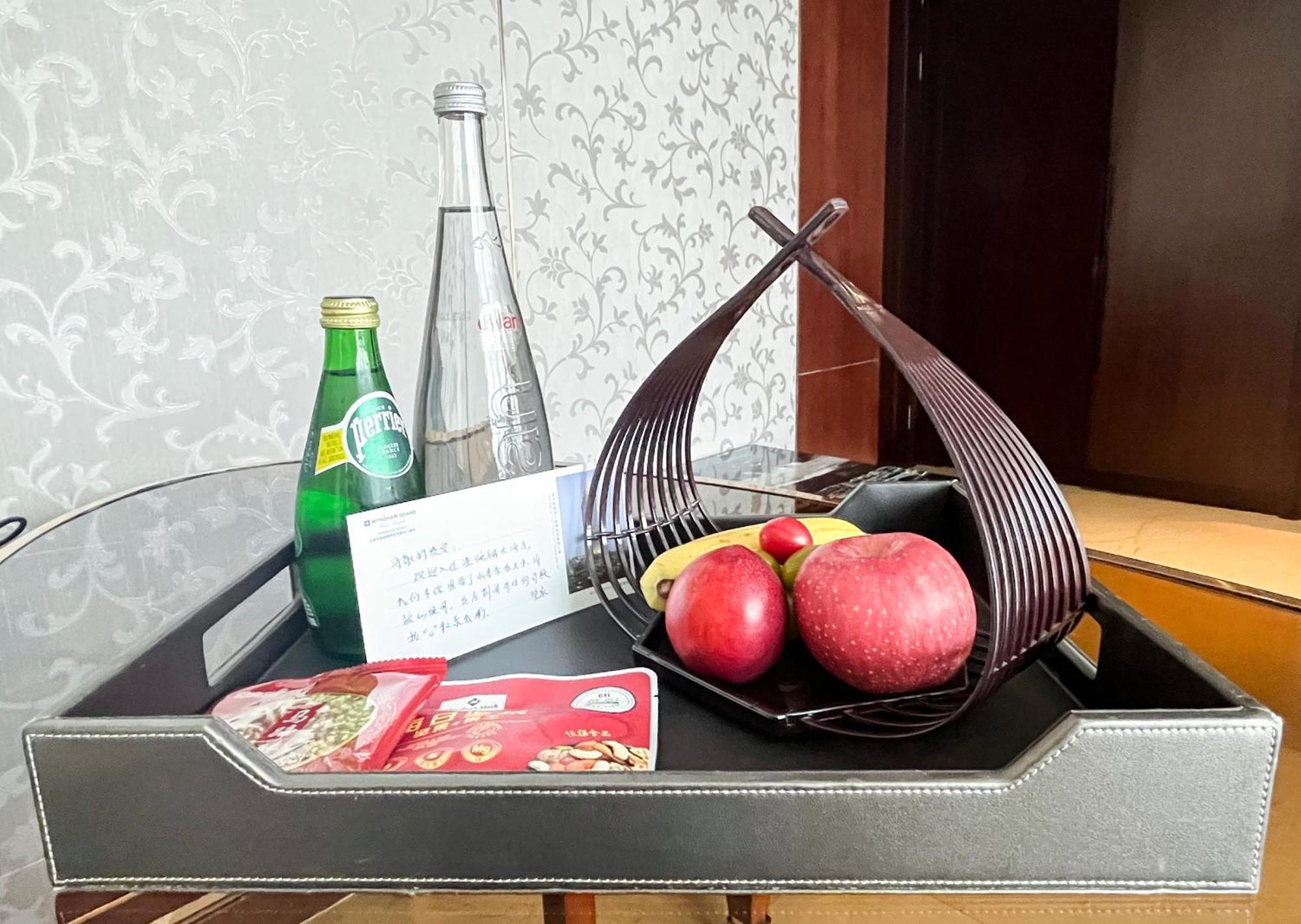 Wyndham Grand Plaza Royale Changsheng Jiangyin Exteriör bild